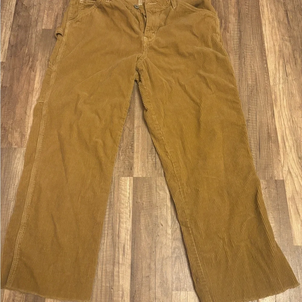 Dickies women’s Tan Corduroy Pants - Picture 2 of 5